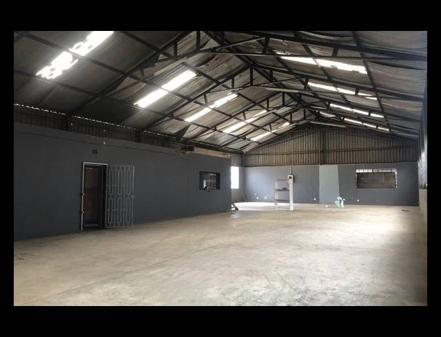452M² WAREHOUSE TO LET IN ANDERBOLT